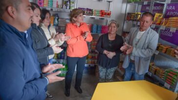 Aperturan tienda DICONSA en la comunidad de Los Cerritos, Tequisquiapan