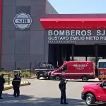Masculino pierde la vida a las afueras de estación de Bomberos en SJR
