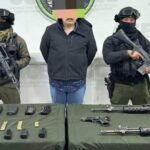 Detienen con armas largas a escolta que agredió a ciclista en Tequis Detienen con armas largas a escolta que agredió a ciclista en Tequis