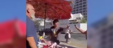 comerciante agrede a adulto mayor en la vía pública| Telediario México