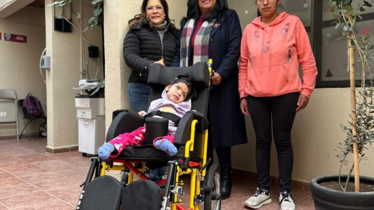 DIF Tequisquiapan entrega apoyos para mejorar la movilidad de los beneficiarios