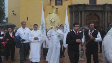 Solemnidad de Corpus Christi en San Juan del Río