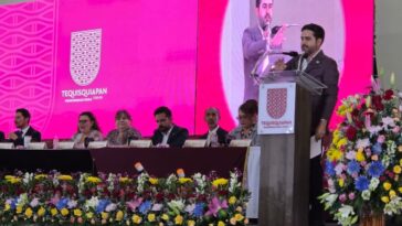 Agustín Dorantes apadrina graduación de más de 500 estudiantes del CETIS 142 en Tequisquiapan